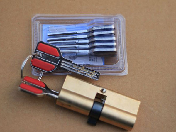 洪泽24小时上门开锁公司